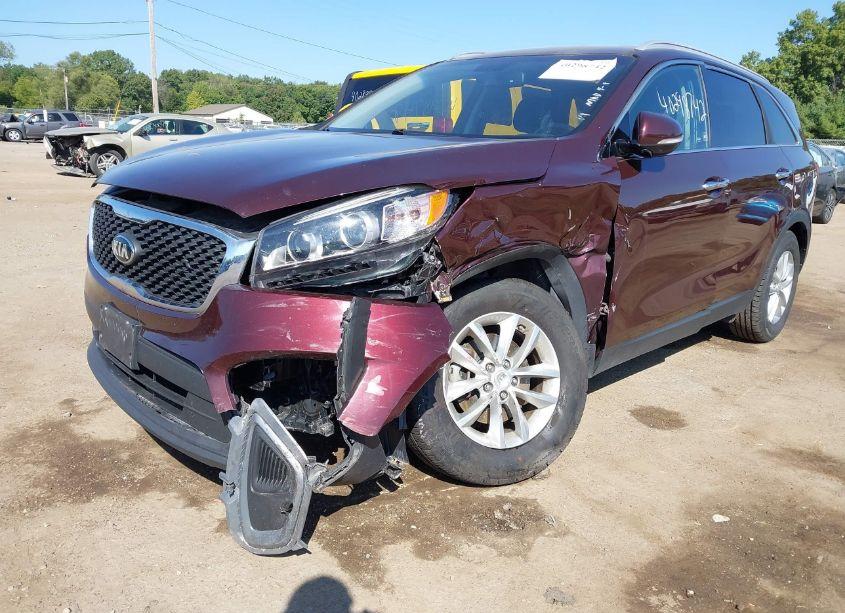Photo 6 of 2016 Kia Sorento 2.4L LX (VIN 5XYPG4A39GG123309)