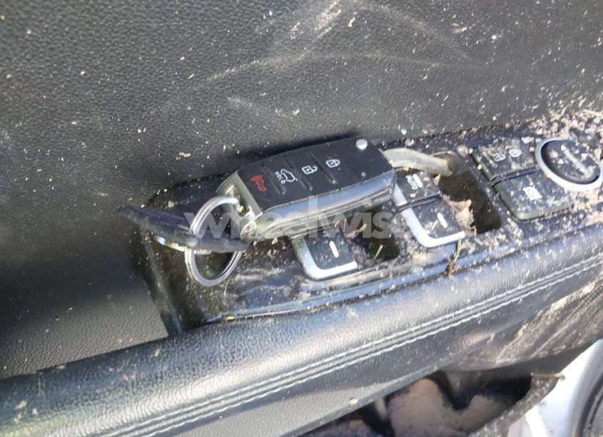 Photo 11 of 2016 Kia Sorento 2.4L LX (VIN 5XYPG4A39GG156469)