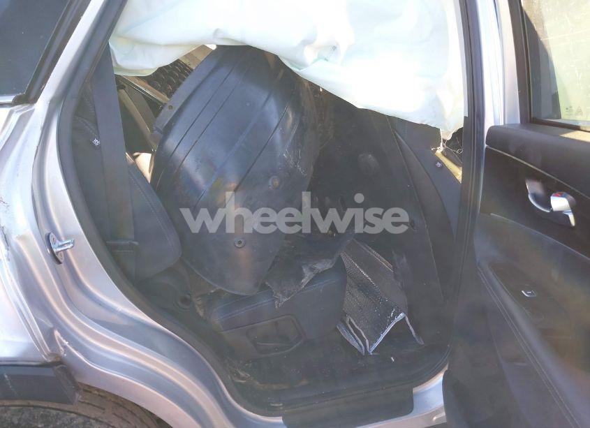 Photo 8 of 2016 Kia Sorento 2.4L LX (VIN 5XYPG4A39GG156469)