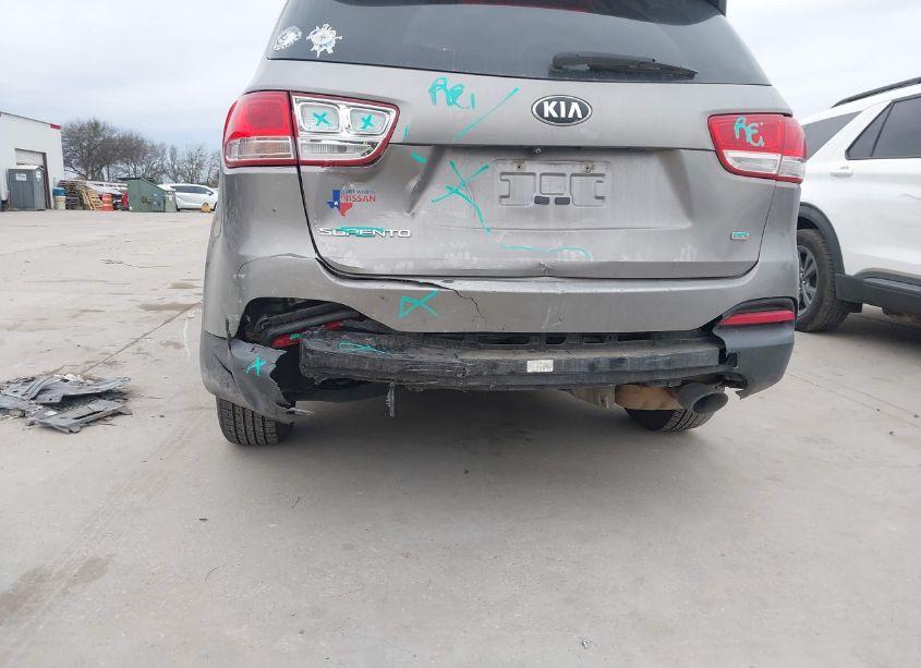 Photo 6 of 2016 Kia Sorento 2.4L LX (VIN 5XYPG4A39GG169965)