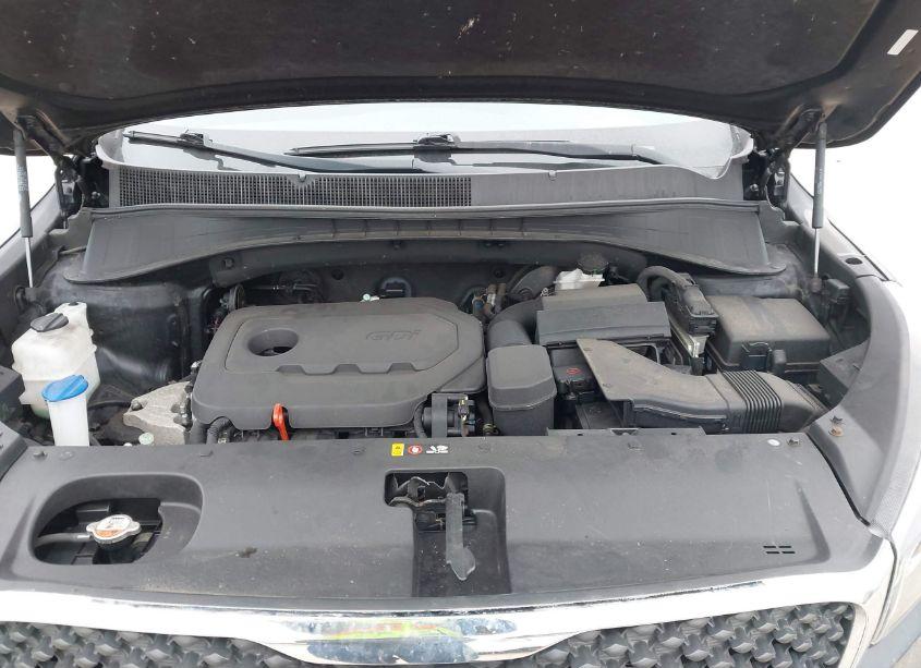 Photo 10 of 2017 Kia Sorento 2.4L LX (VIN 5XYPG4A39HG207972)