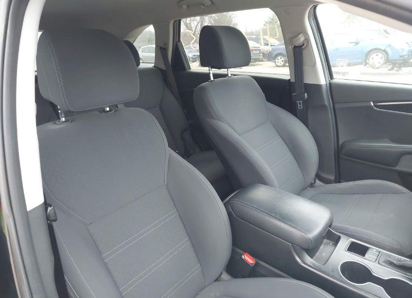 Photo 22 of 2017 Kia Sorento 2.4L LX (VIN 5XYPG4A39HG207972)
