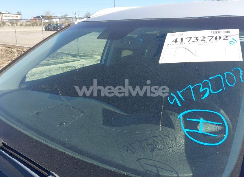 Photo 17 of 2017 Kia Sorento 2.4L LX (VIN 5XYPG4A39HG221676)