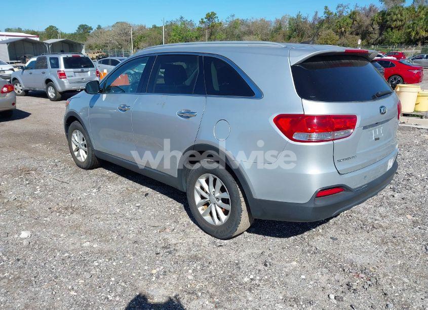 Photo 3 of 2017 Kia Sorento 2.4L LX (VIN 5XYPG4A39HG221676)