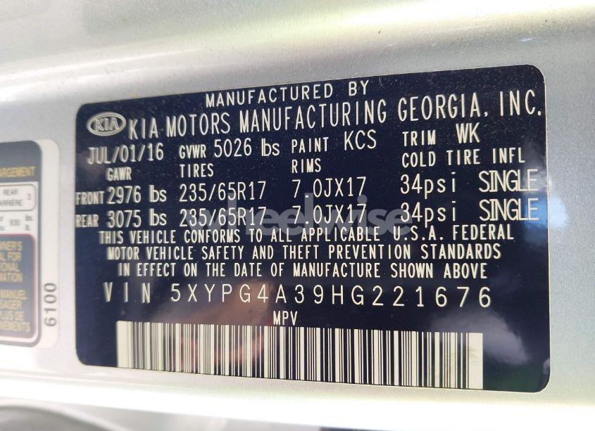 Photo 9 of 2017 Kia Sorento 2.4L LX (VIN 5XYPG4A39HG221676)