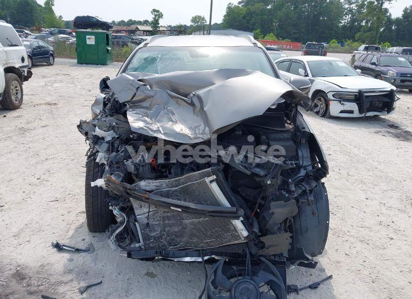 Photo 12 of 2017 Kia Sorento 2.4L LX (VIN 5XYPG4A39HG234458)