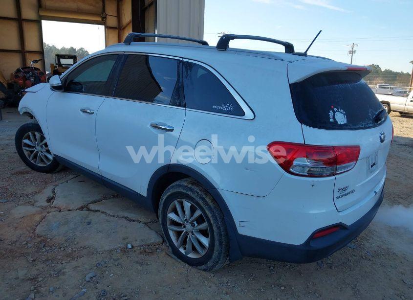 Photo 3 of 2017 Kia Sorento 2.4L LX (VIN 5XYPG4A39HG259246)