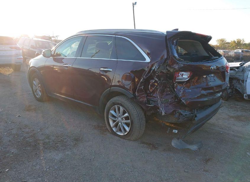 Photo 3 of 2017 Kia Sorento 2.4L LX (VIN 5XYPG4A39HG266391)