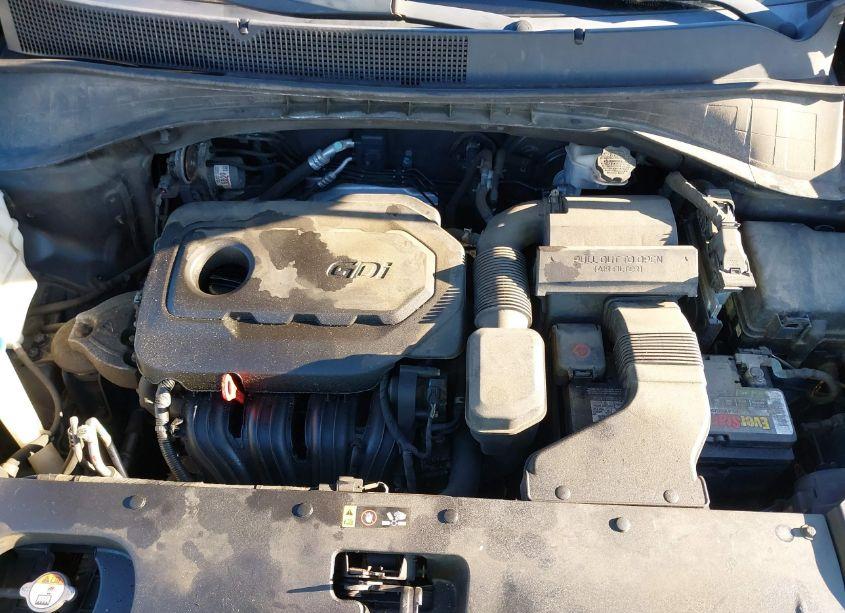 Photo 10 of 2017 Kia Sorento 2.4L LX (VIN 5XYPG4A39HG329697)