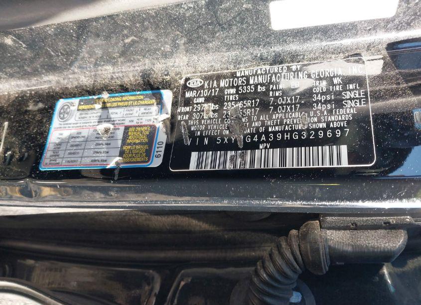 Photo 9 of 2017 Kia Sorento 2.4L LX (VIN 5XYPG4A39HG329697)