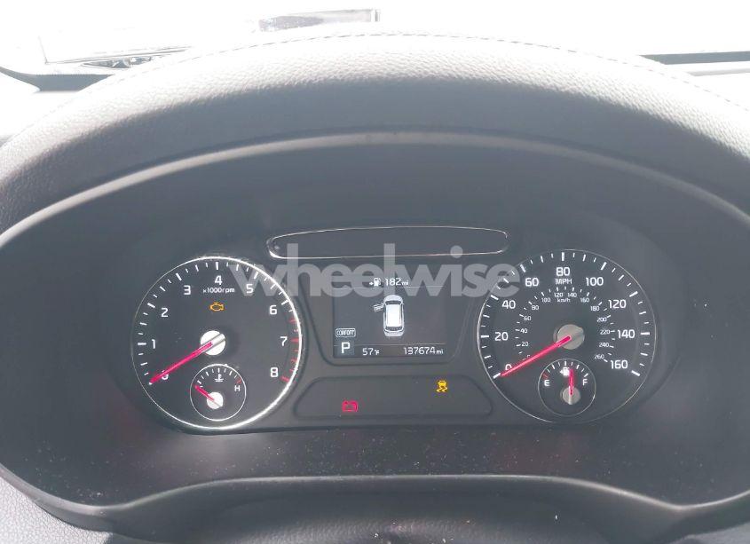 Photo 15 of 2019 Kia Sorento 2.4L LX (VIN 5XYPG4A39KG552622)