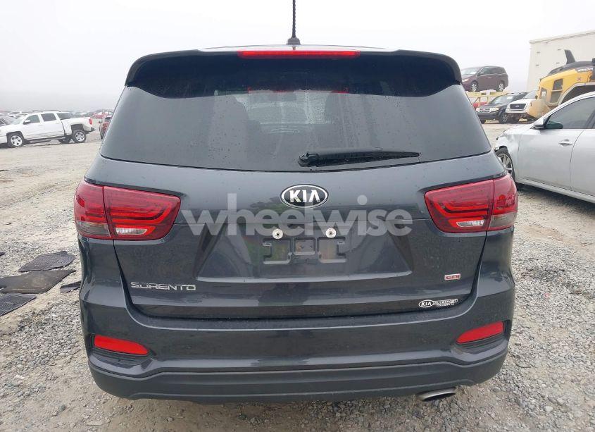 Photo 16 of 2019 Kia Sorento 2.4L LX (VIN 5XYPG4A39KG552622)