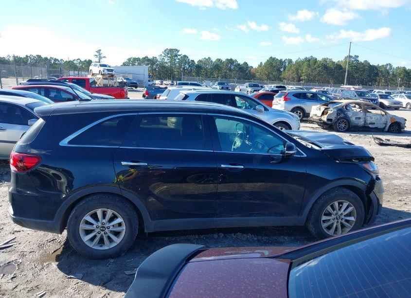 Photo 12 of 2019 Kia Sorento 2.4L L (VIN 5XYPG4A39KG565127)