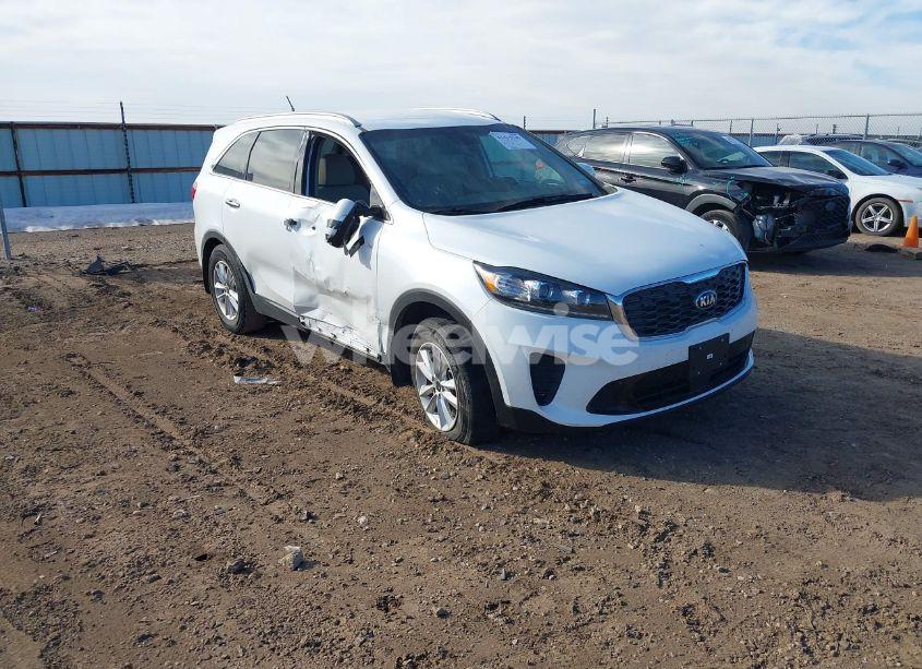2020 Kia Sorento 2.4L LX (VIN 5XYPG4A39LG665374) main photo