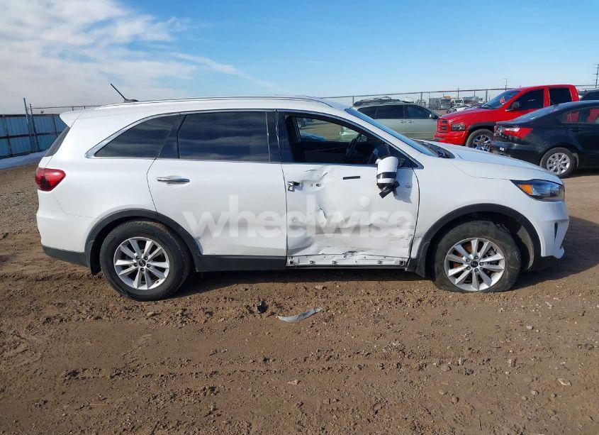 Photo 13 of 2020 Kia Sorento 2.4L LX (VIN 5XYPG4A39LG665374)