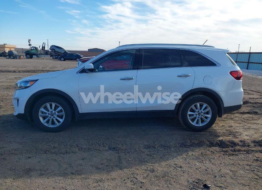 Photo 14 of 2020 Kia Sorento 2.4L LX (VIN 5XYPG4A39LG665374)