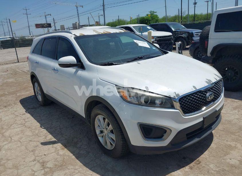 2016 Kia Sorento 2.4L LX (VIN 5XYPG4A3XGG028712) main photo