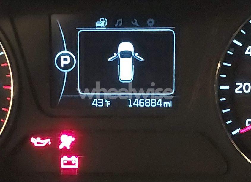 Photo 15 of 2016 Kia Sorento 2.4L LX (VIN 5XYPG4A3XGG058180)