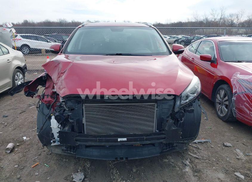 Photo 13 of 2016 Kia Sorento 2.4L LX (VIN 5XYPG4A3XGG088277)