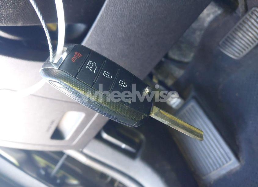 Photo 11 of 2016 Kia Sorento 2.4L LX (VIN 5XYPG4A3XGG106549)