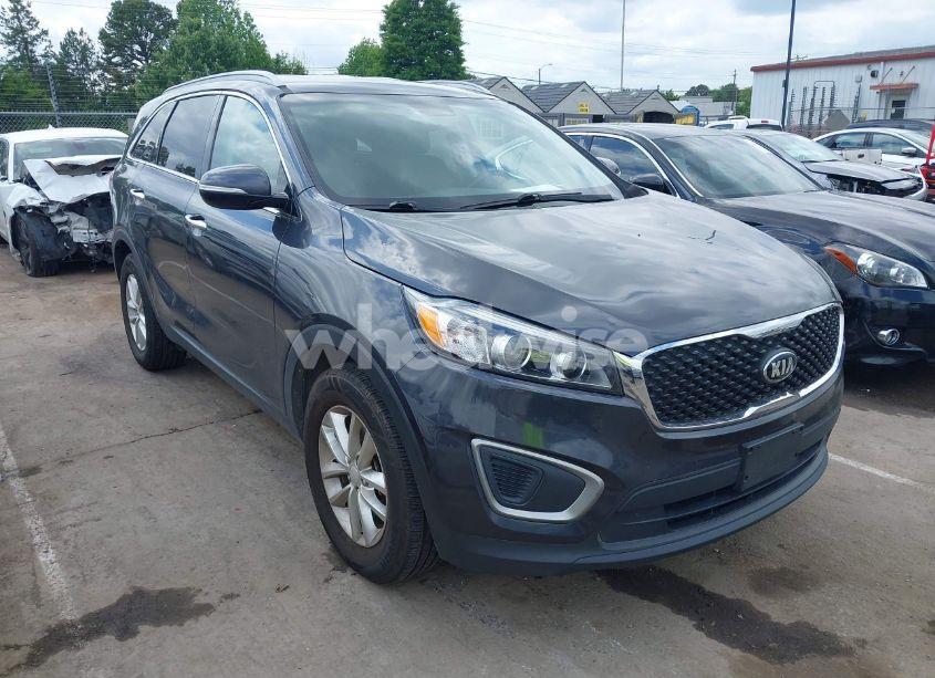 2016 Kia Sorento 2.4L LX (VIN 5XYPG4A3XGG117695) main photo