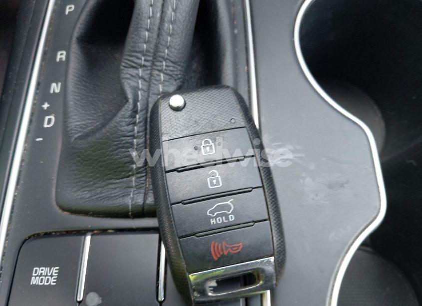 Photo 11 of 2016 Kia Sorento 2.4L LX (VIN 5XYPG4A3XGG117695)