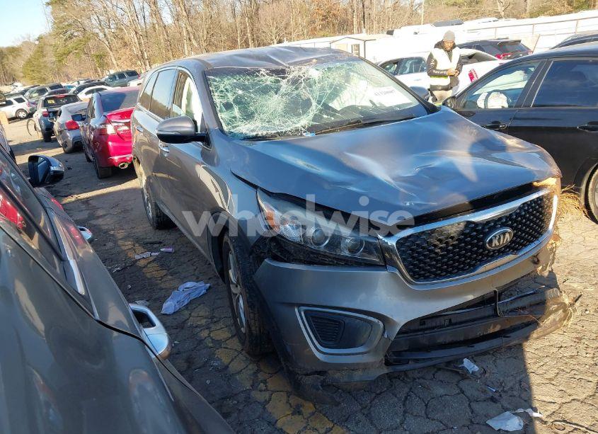 2016 Kia Sorento 2.4L L (VIN 5XYPG4A3XGG171580) main photo