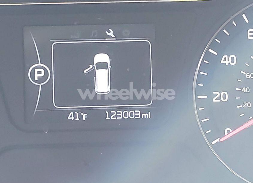 Photo 15 of 2017 Kia Sorento 2.4L L (VIN 5XYPG4A3XHG205910)