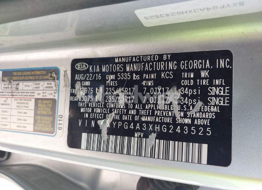 Photo 9 of 2017 Kia Sorento 2.4L LX (VIN 5XYPG4A3XHG243525)