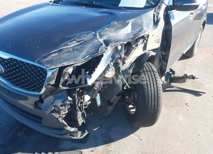 Photo 17 of 2017 Kia Sorento 2.4L LX (VIN 5XYPG4A3XHG245632)