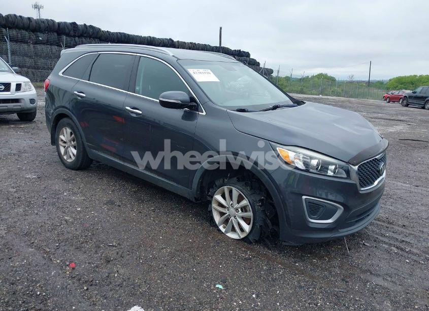 2018 Kia Sorento 2.4L LX (VIN 5XYPG4A3XJG364786) main photo
