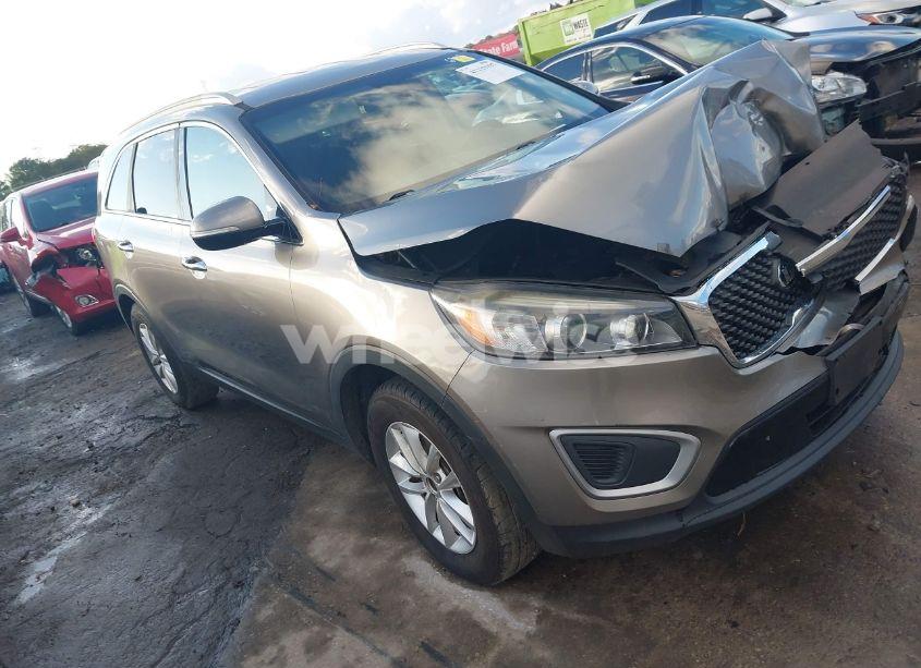2018 Kia Sorento 2.4L LX (VIN 5XYPG4A3XJG416708) main photo