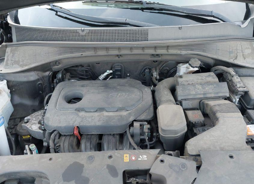 Photo 10 of 2018 Kia Sorento 2.4L LX (VIN 5XYPG4A3XJG419396)