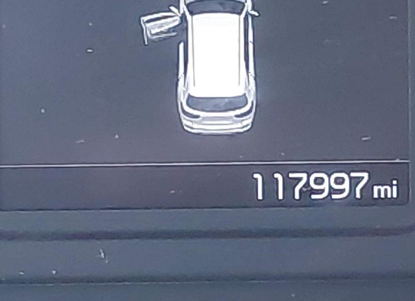 Photo 16 of 2019 Kia Sorento 2.4L LX (VIN 5XYPG4A3XKG438693)