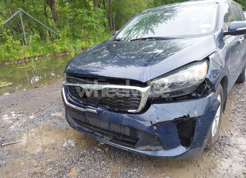 Photo 6 of 2019 Kia Sorento 2.4L LX (VIN 5XYPG4A3XKG463044)