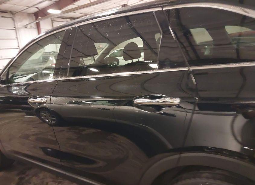 Photo 15 of 2019 Kia Sorento 2.4L L (VIN 5XYPG4A3XKG477610)
