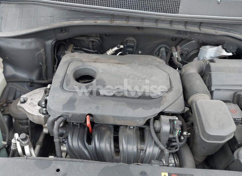 Photo 10 of 2019 Kia Sorento 2.4L LX (VIN 5XYPG4A3XKG480121)