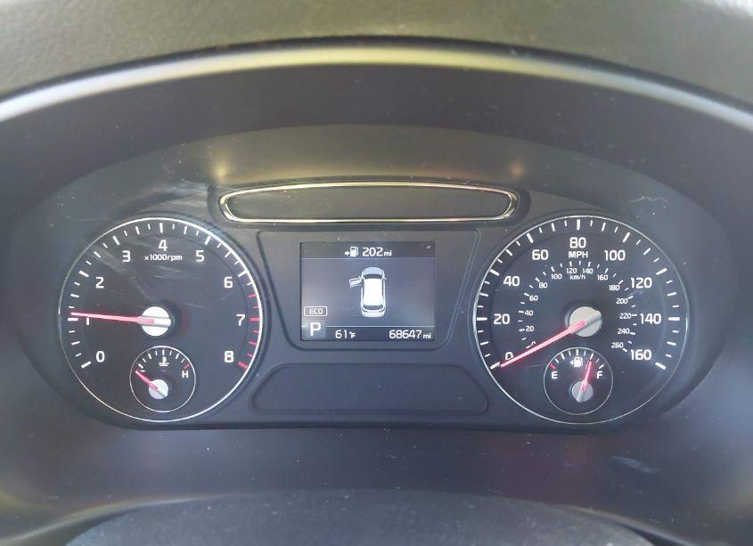 Photo 7 of 2019 Kia Sorento 2.4L LX (VIN 5XYPG4A3XKG551690)