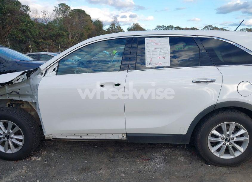 Photo 14 of 2020 Kia Sorento 2.4L L (VIN 5XYPG4A3XLG643836)