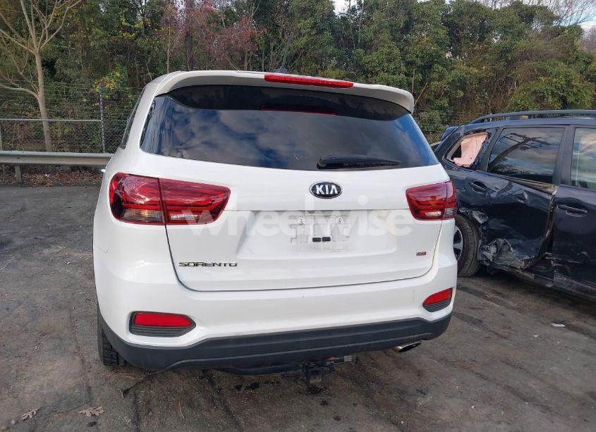 Photo 16 of 2020 Kia Sorento 2.4L L (VIN 5XYPG4A3XLG643836)