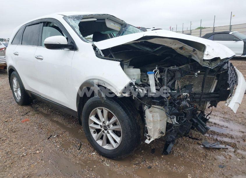 2020 Kia Sorento 2.4L L (VIN 5XYPG4A3XLG654612) main photo