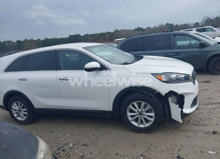 Photo 13 of 2020 Kia Sorento 2.4L LX (VIN 5XYPG4A3XLG686752)