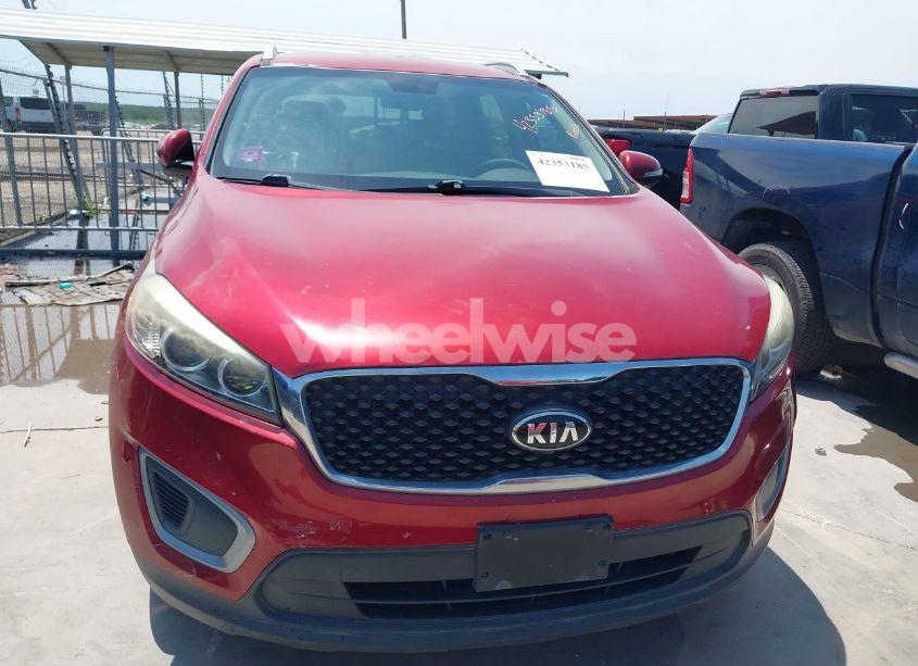Photo 12 of 2016 Kia Sorento 3.3L LX (VIN 5XYPG4A50GG018613)
