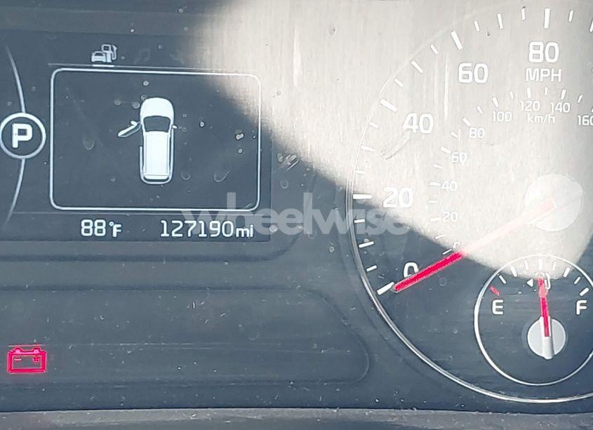 Photo 15 of 2016 Kia Sorento 3.3L LX (VIN 5XYPG4A50GG018613)