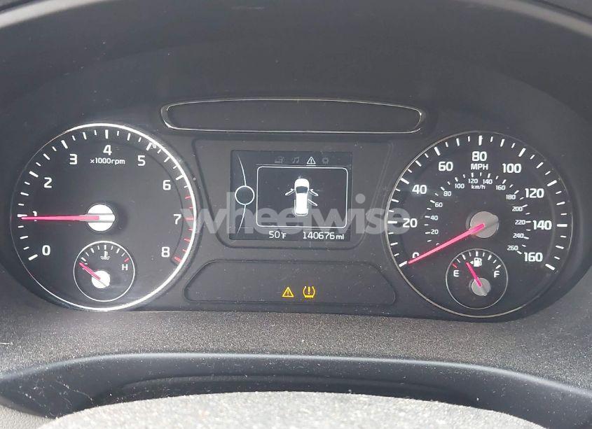 Photo 15 of 2016 Kia Sorento 3.3L LX (VIN 5XYPG4A50GG110725)