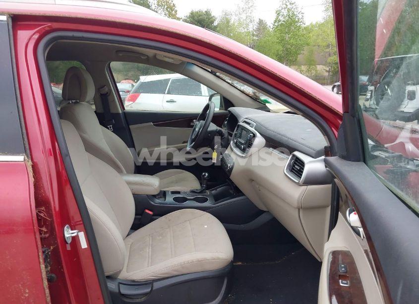 Photo 5 of 2016 Kia Sorento 3.3L LX (VIN 5XYPG4A50GG110725)