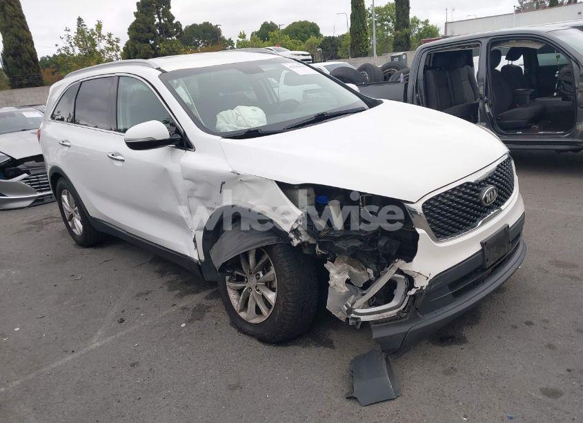 2017 Kia Sorento 3.3L LX (VIN 5XYPG4A50HG232597) main photo
