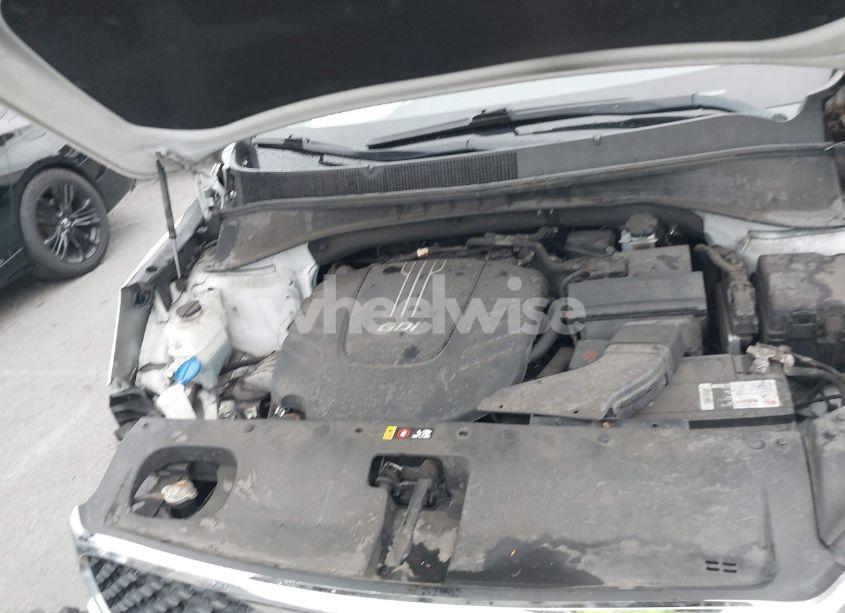 Photo 10 of 2017 Kia Sorento 3.3L LX (VIN 5XYPG4A50HG232597)