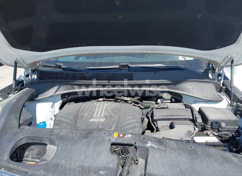 Photo 10 of 2018 Kia Sorento 3.3L LX (VIN 5XYPG4A50JG350705)