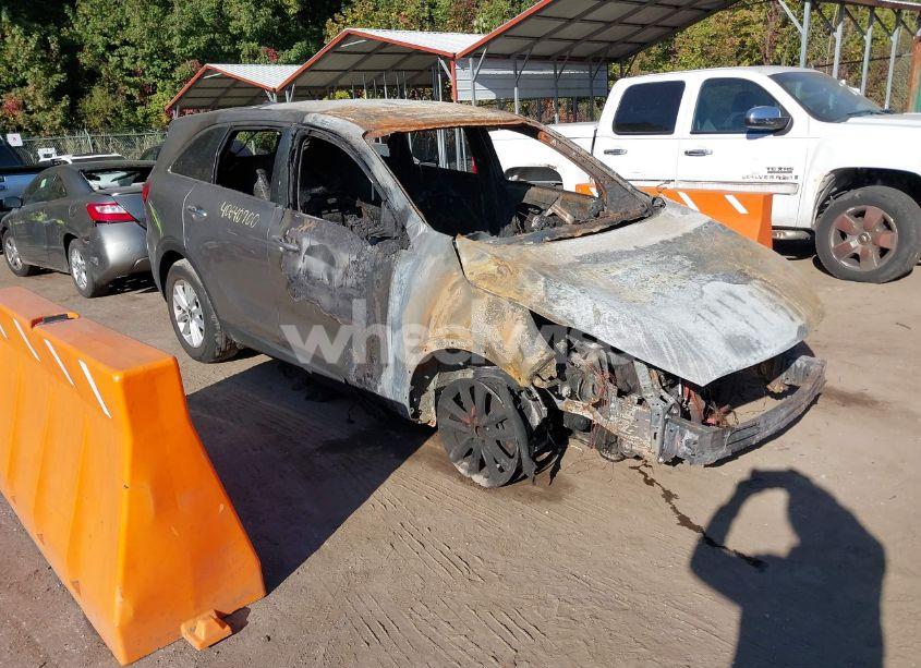 2019 Kia Sorento 3.3L LX (VIN 5XYPG4A50KG444679) main photo